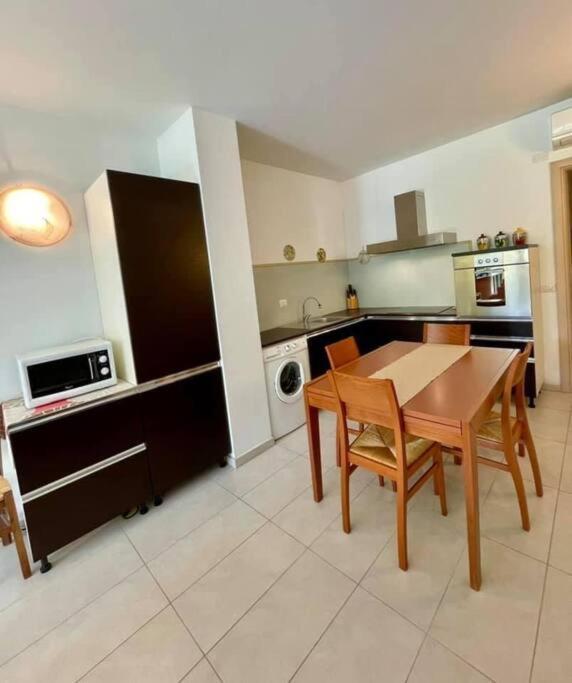 Casa Vacanze Luna 2 Vallecrosia Bagian luar foto